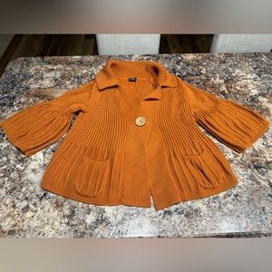 Women’s Tribal sweater